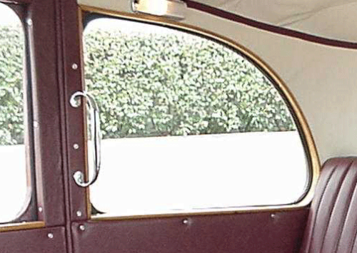 TaxiRubberandTrimWeatherstripRearQuarterlightBD103 Taxi weather strip, rear quarterlight