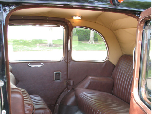 Taxi headlining