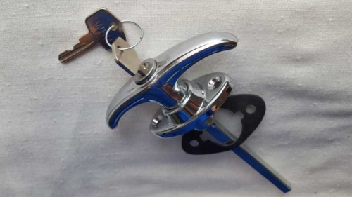 Handle/boot